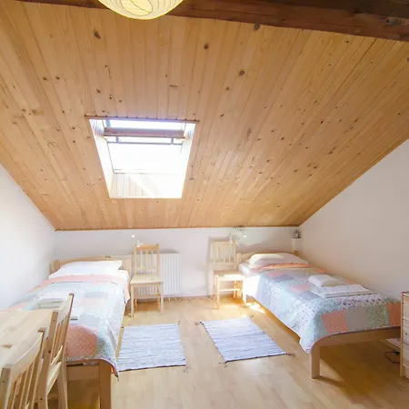 Aura Guest house *